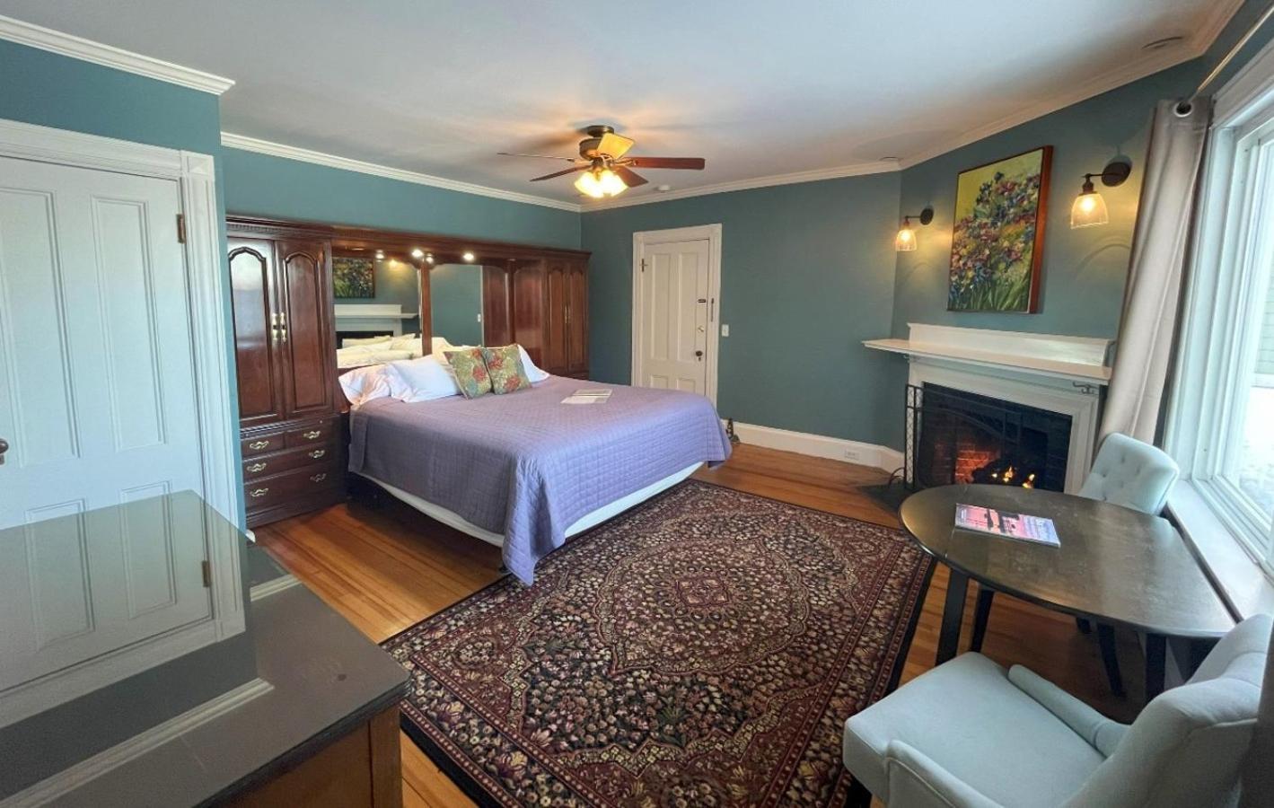 Saltair Inn Waterfront B&B バー・ハーバー エクステリア 写真