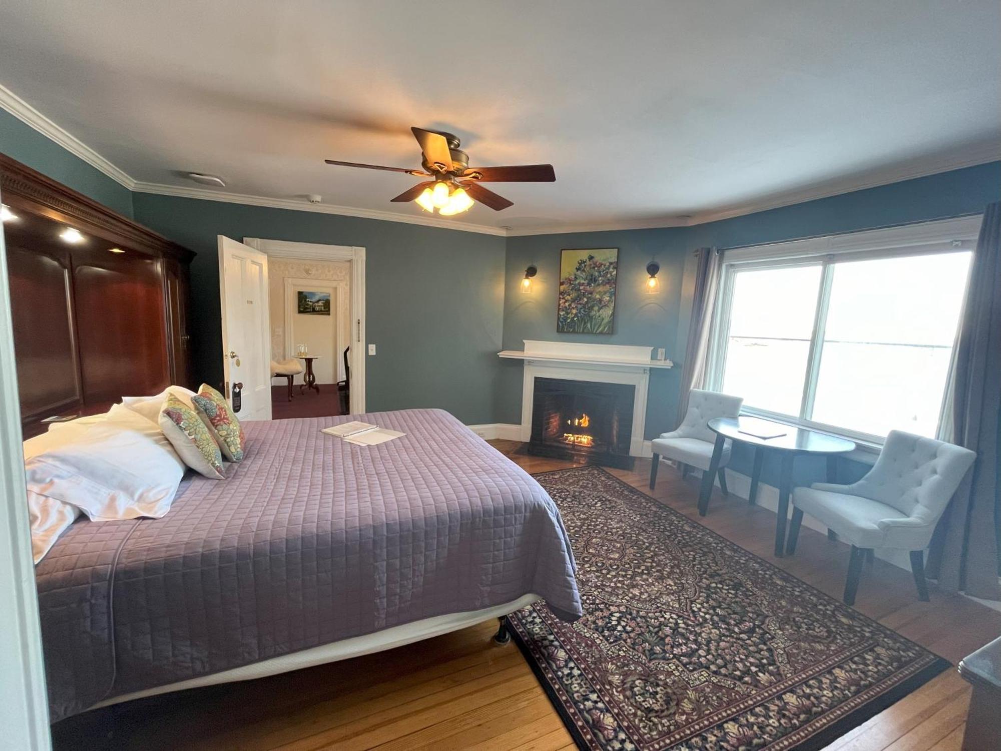 Saltair Inn Waterfront B&B バー・ハーバー エクステリア 写真