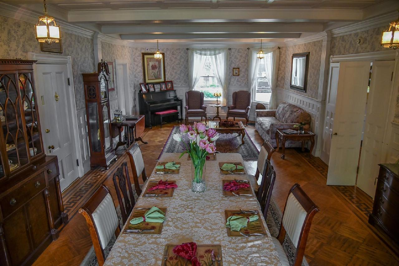 Saltair Inn Waterfront B&B バー・ハーバー エクステリア 写真