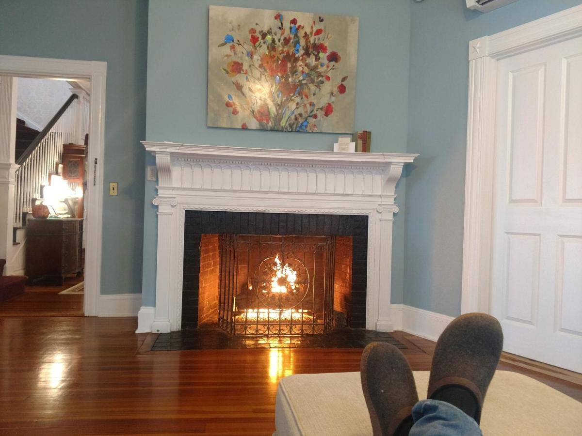 Saltair Inn Waterfront B&B バー・ハーバー エクステリア 写真